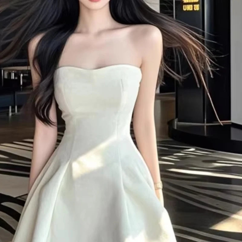 Off-the-shoulder White Pure and Sexy Bustier Dress for Women, 2026 New Korean-style Waist-cinching Slimming Dress