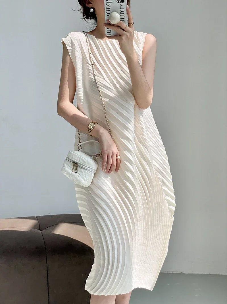 Miyake Hand Circle Pleated Sleeveless Dress Designer Long Round Neck Elegant Loose Summer Korean Style Aesthetic Clothes