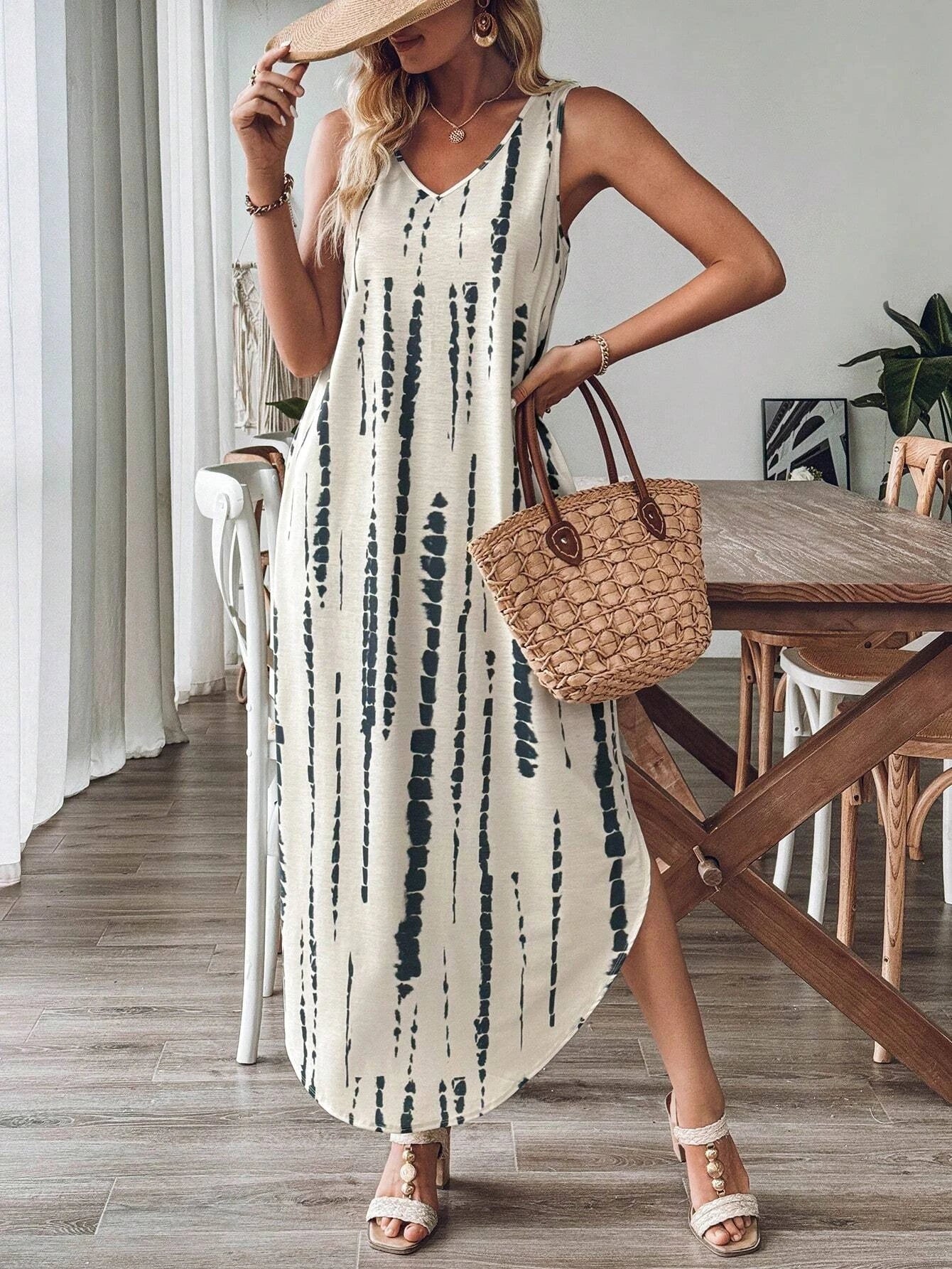 ashionable Casual Dress Sleeveless Summer Loose Slit Print Dress V-neck Color Blocked Print Sleeveless Long Dress For Women