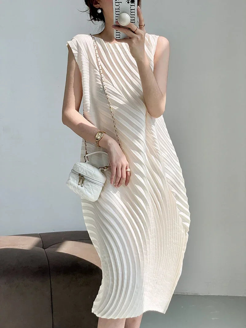 Miyake Hand Circle Pleated Sleeveless Dress Designer Long Round Neck Elegant Loose Summer Korean Style Aesthetic Clothes