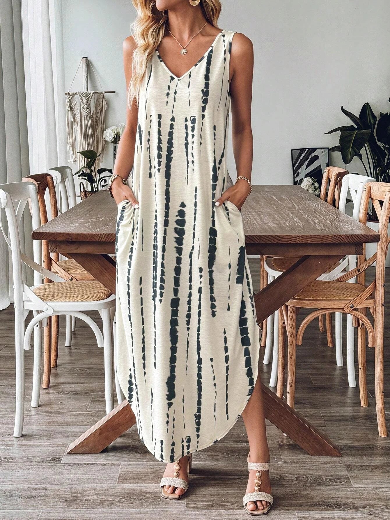 ashionable Casual Dress Sleeveless Summer Loose Slit Print Dress V-neck Color Blocked Print Sleeveless Long Dress For Women